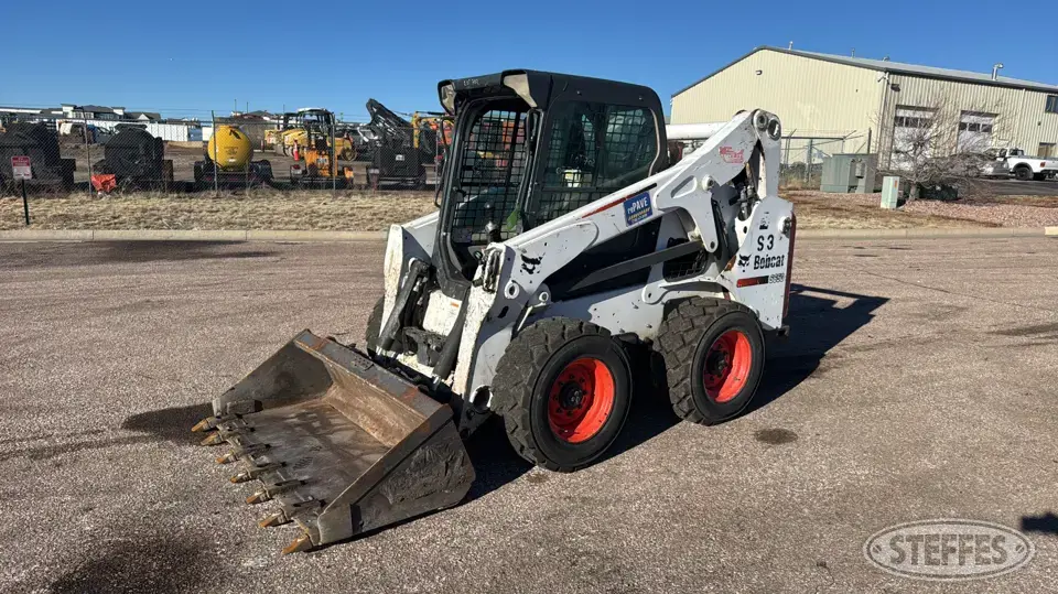 2015 Bobcat S650 Wheeled Skid Steer