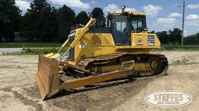 2018 Komatsu D65PXi-18