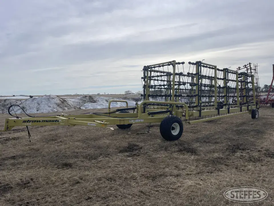 Degelman 7000 Strawmaster Harrow