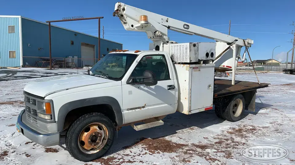 2000 Chevrolet 3500HD Specialty Truck