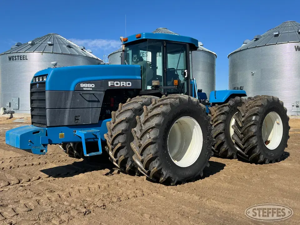 1995 Ford New Holland 9880 4WD Tractor
