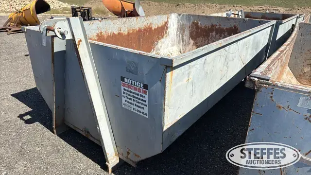 10 yd. roll-off dumpster
