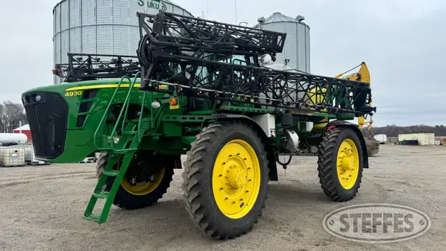 2008 John Deere 4930