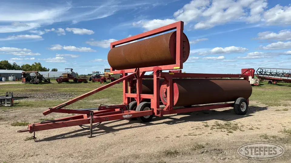 Moulson's Welding Land Roller