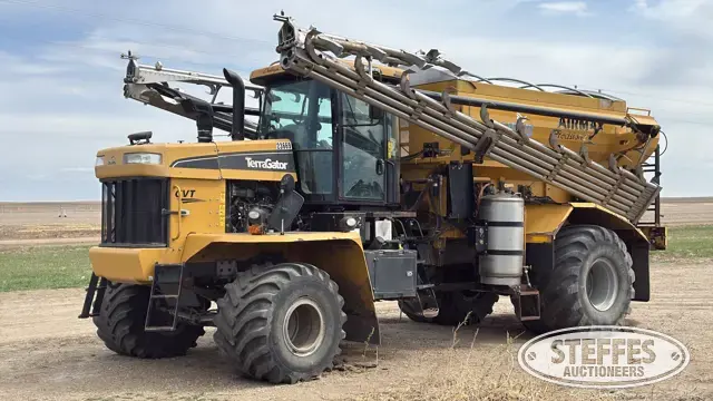 2015 AGCO TerraGator 8400B