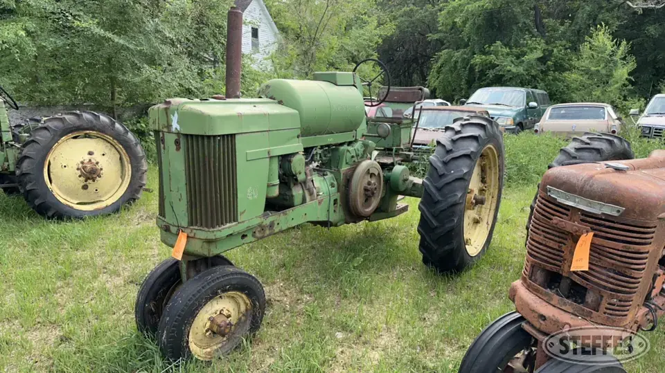1956 John Deere 60 Collectible Tractor