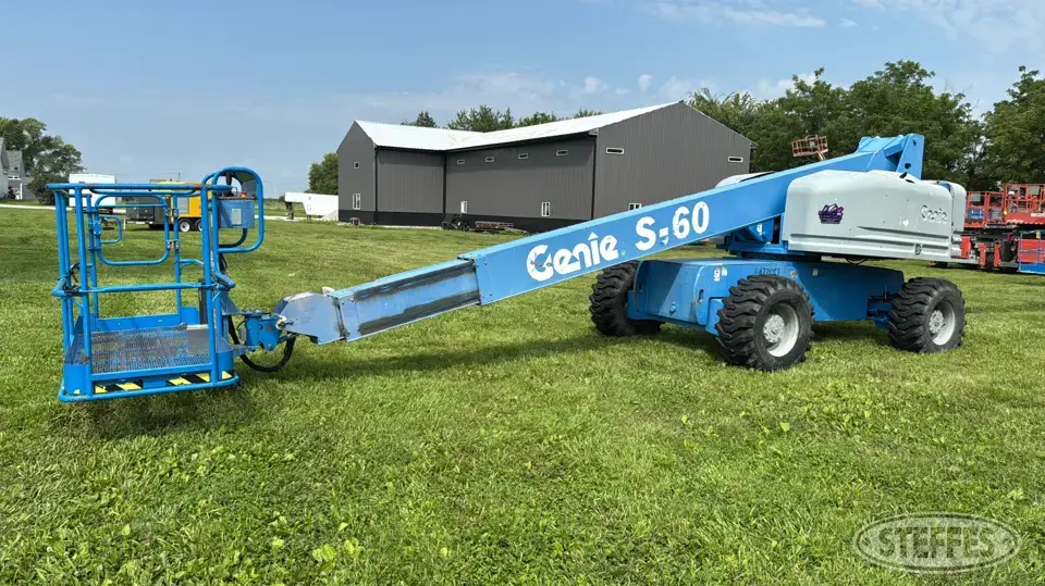 2000 Genie S-60 Boom Lift
