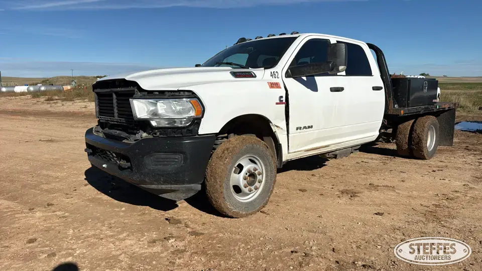 2022 Ram 3500 Flatbed Truck
