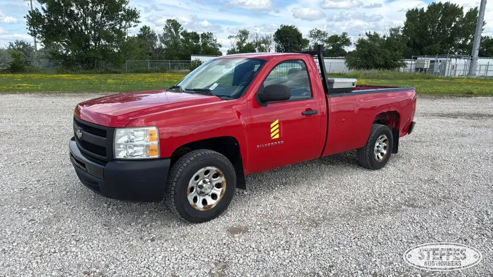 2011 Chevrolet 1500 Silverado Half Ton Pickup