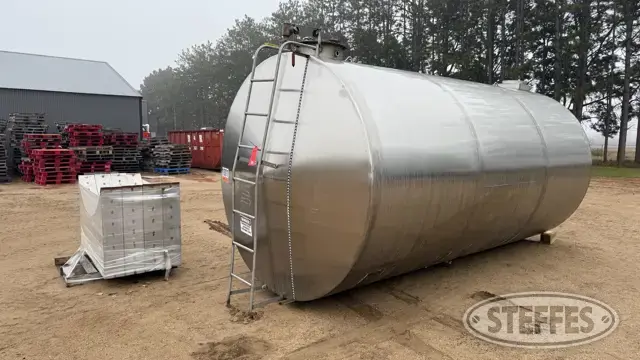 5,000 gal. tank