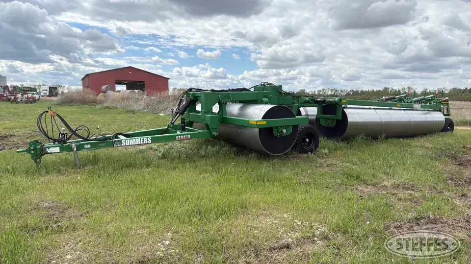 2016 Summers RT8430 Land Roller