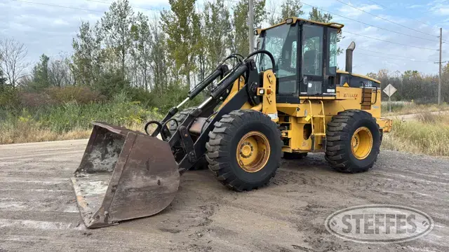 2000 CAT IT28G