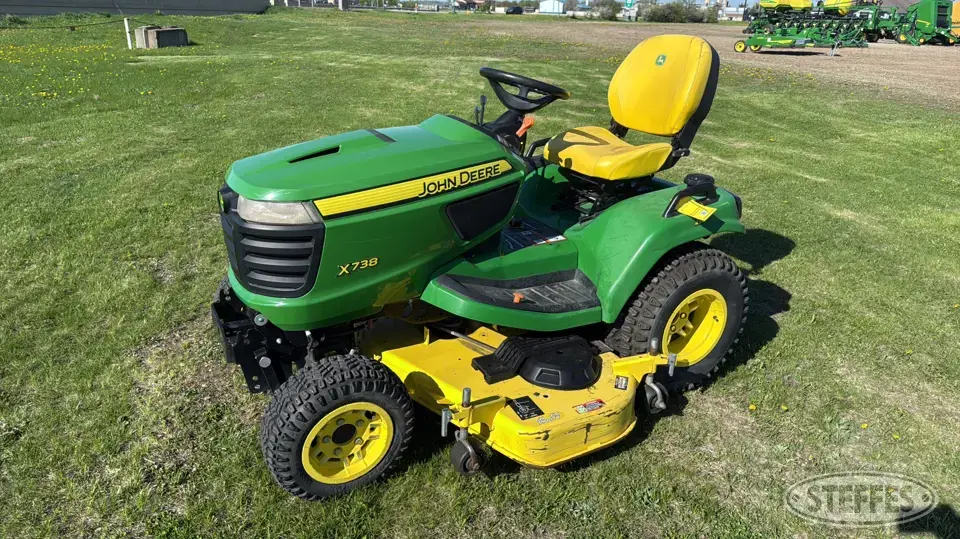 2021 John Deere X738 Lawn Tractor