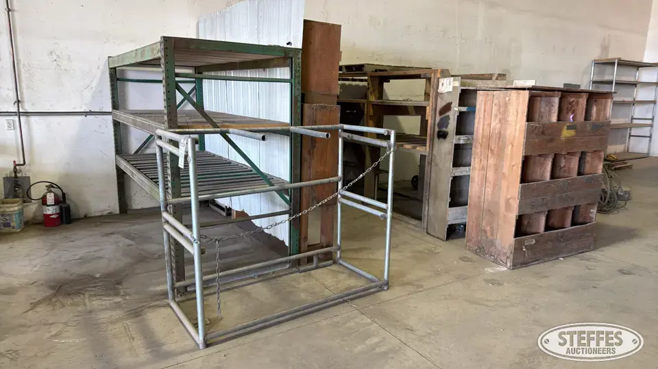 Storage racks Storage and Bench