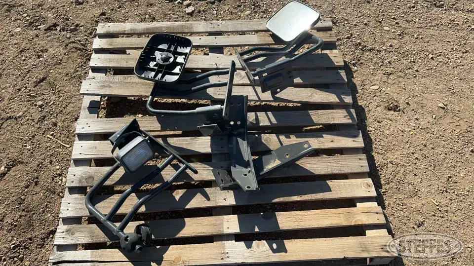 Komatsu WA200 parts Loader Attachment