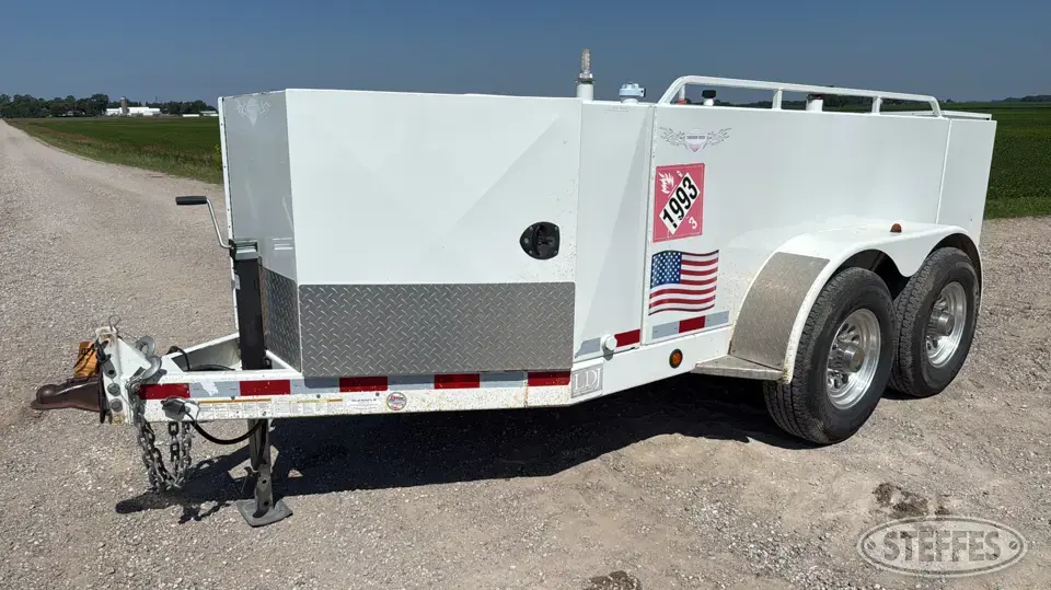 2013 Thunder Creek ADT750 Fuel-Lube Trailer