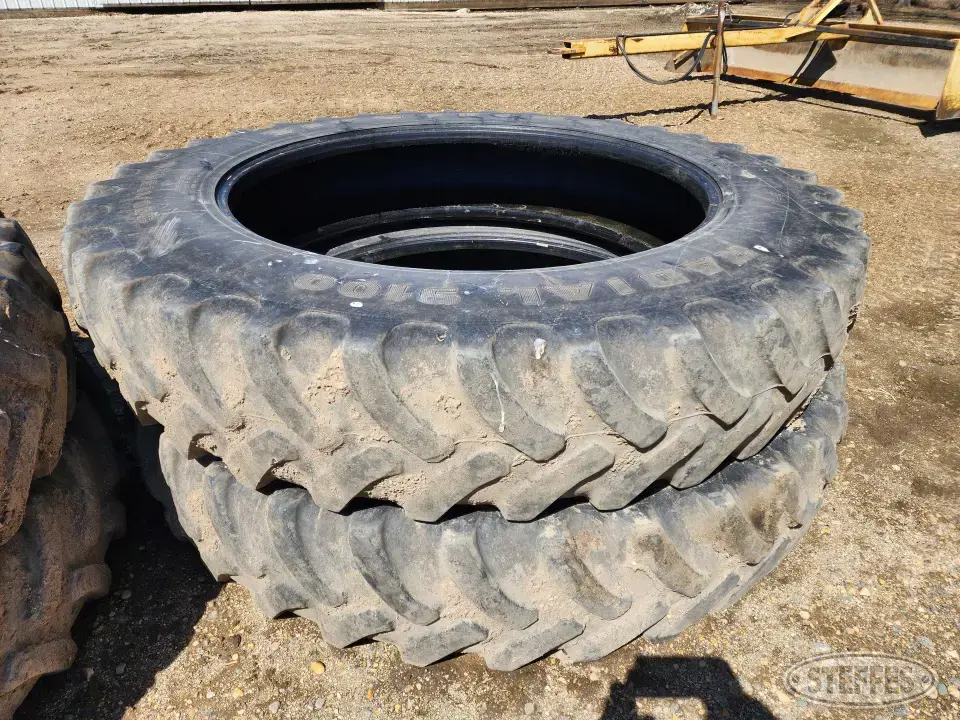 Firestone Radial 9100 Tractor-Implement Tire