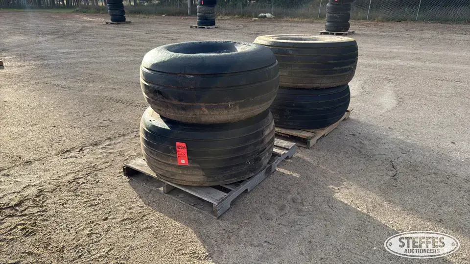 (4) 21.5L-16.1 tires Tractor-Implement Tire