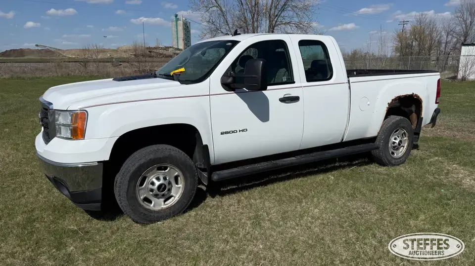 2013 GMC Sierra 2500HD 3 Quarter Ton Pickup