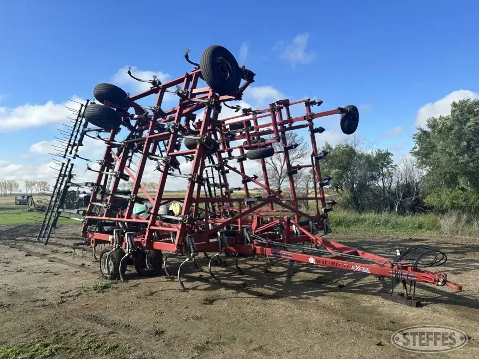 Wil-Rich Excel Field Cultivator