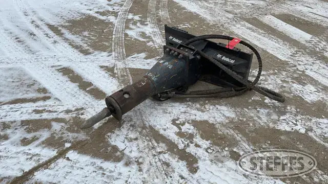 2012 Bobcat HB880
