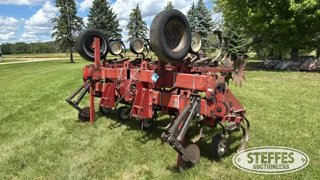 International 183