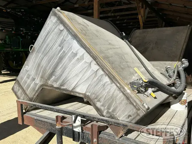 Saddle Tanks