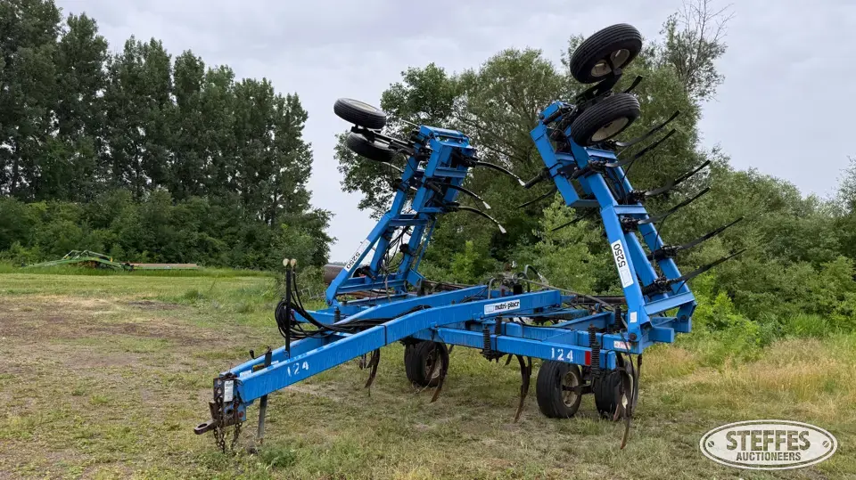 DMI Nutri-Placr 5250 NH3 Applicator