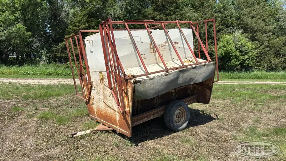 Apache Feeders and Bunk