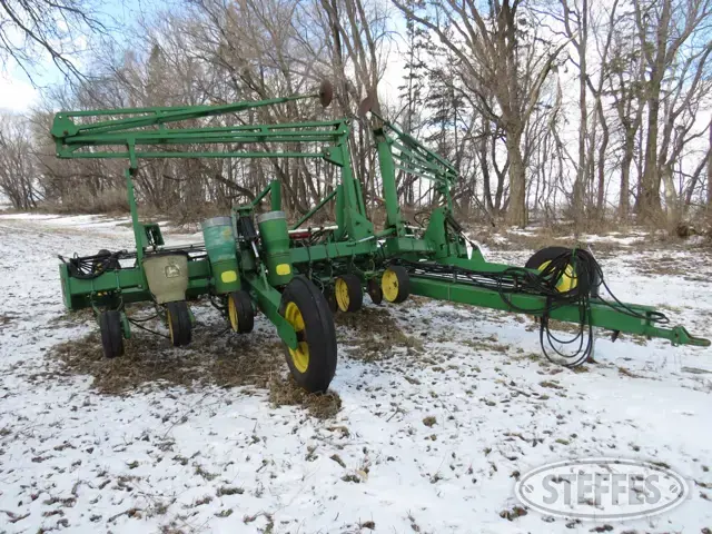 Shop-built pull-type planter bar