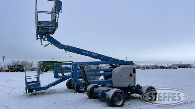 2005 Genie IC Power Z-45/25