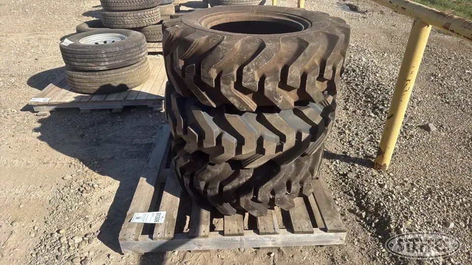 (3) Solideal 12.5/80-18IMP Construction Equipment Tire