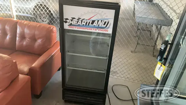 True GDM-10-58 Display Refrigerator