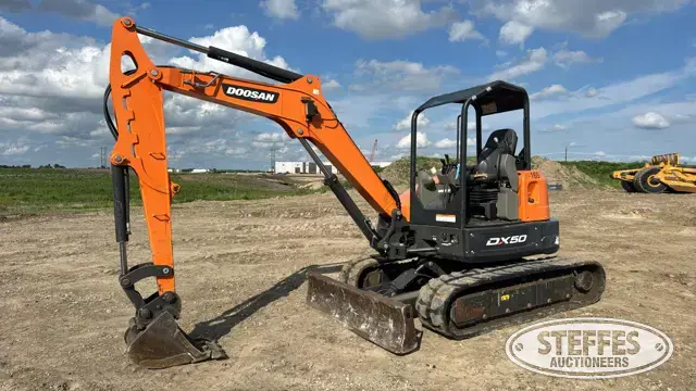 2020 Doosan DX50