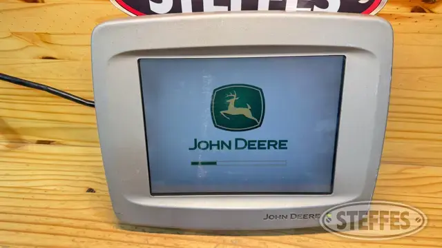 John Deere 2600