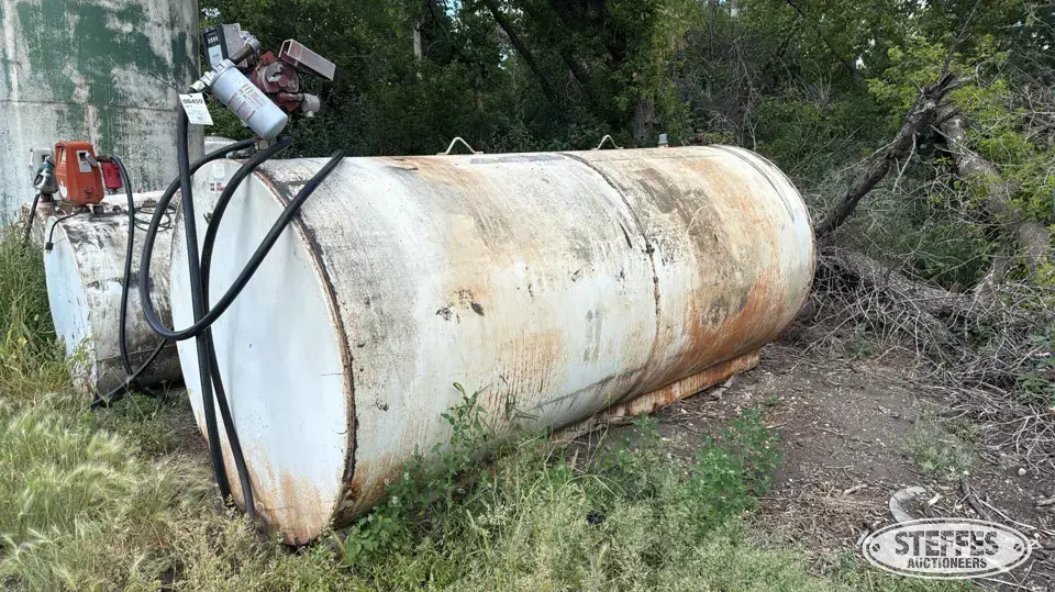 2,000 gal. fuel tank