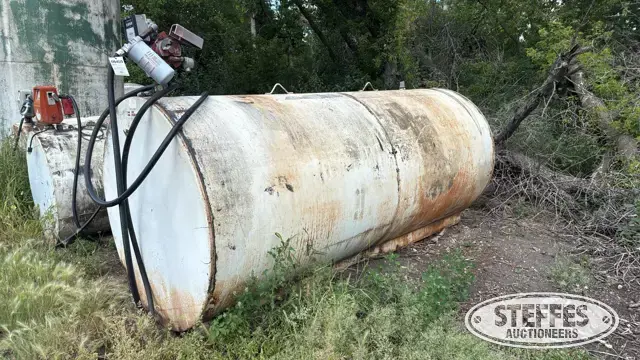 2,000 gal. fuel tank