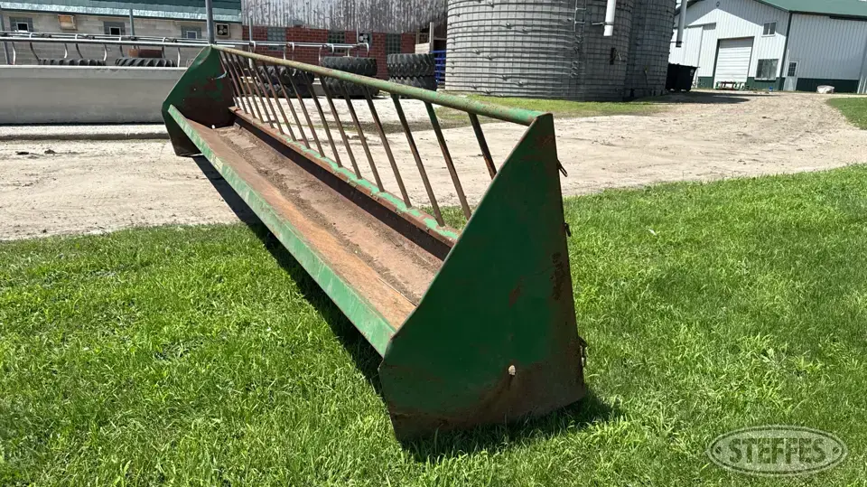 S.I. Feeders and Bunk