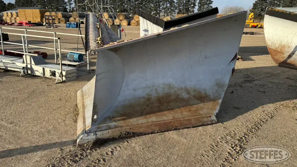 Falls V-890 Snow Moving Blade