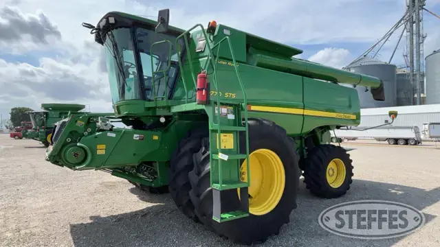 2010 John Deere 9770