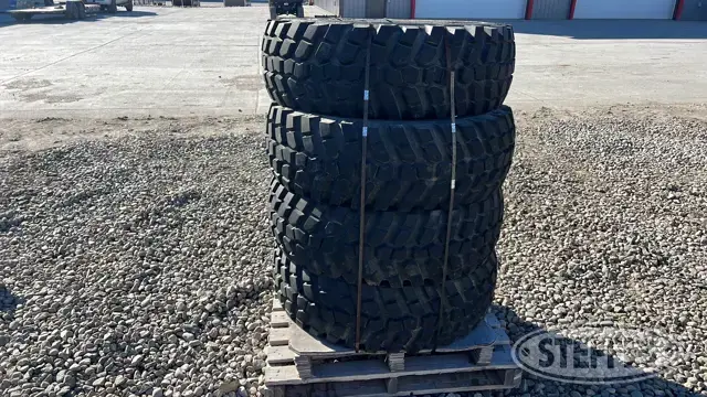 (4) Alliance Multiuse 550 360/80R20 tires