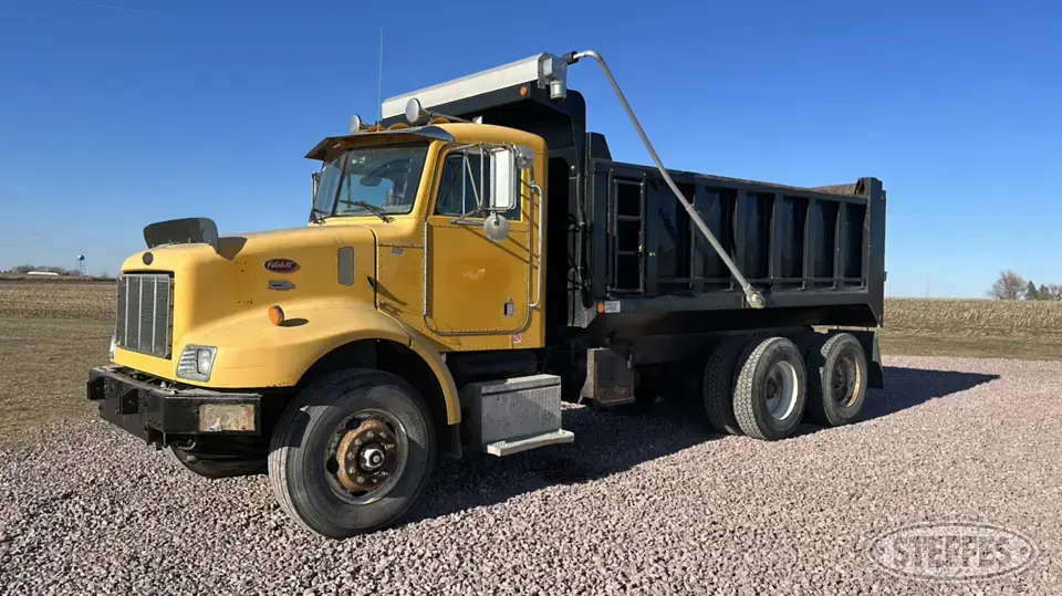 2004 Peterbilt 330 Dump Truck
