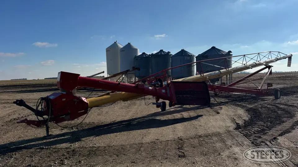 2021 Westfield MKX130-94 Swing Hopper Auger