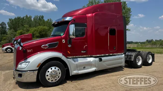 2017 Peterbilt 579