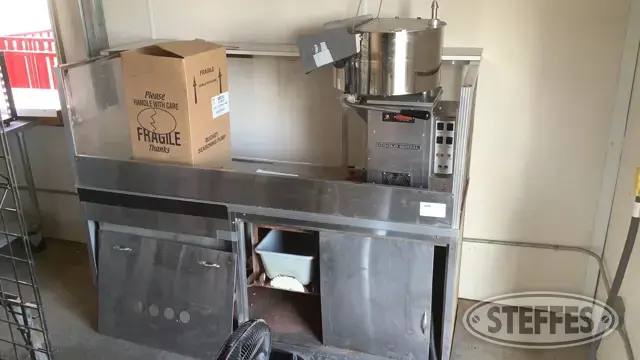 Cretons Popcorn Machine