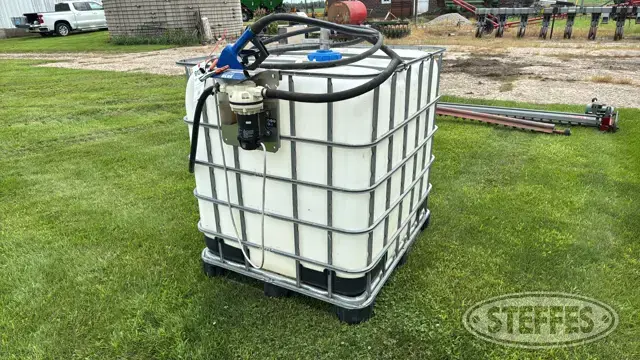250 gal. DEF tank