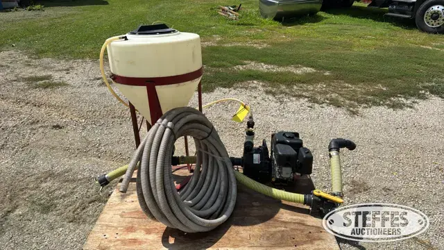 Poly eductor tank