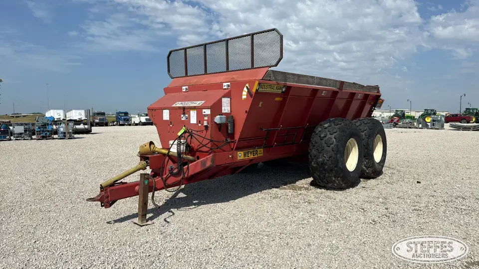Meyer Industrial 8500 Manure Application Equipment