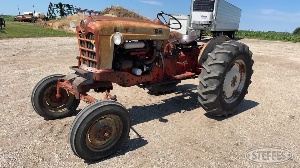 1957 Ford 961 Powermaster 2WD Tractor