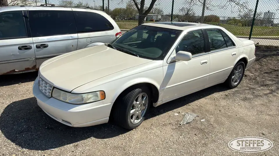 2003 Cadillac Seville STS Car